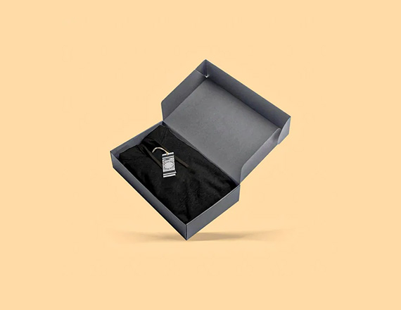 eco-friendly-sweatshirts-packaging-for-subscription-services