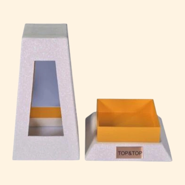 printed-trapezoid-gift-boxes